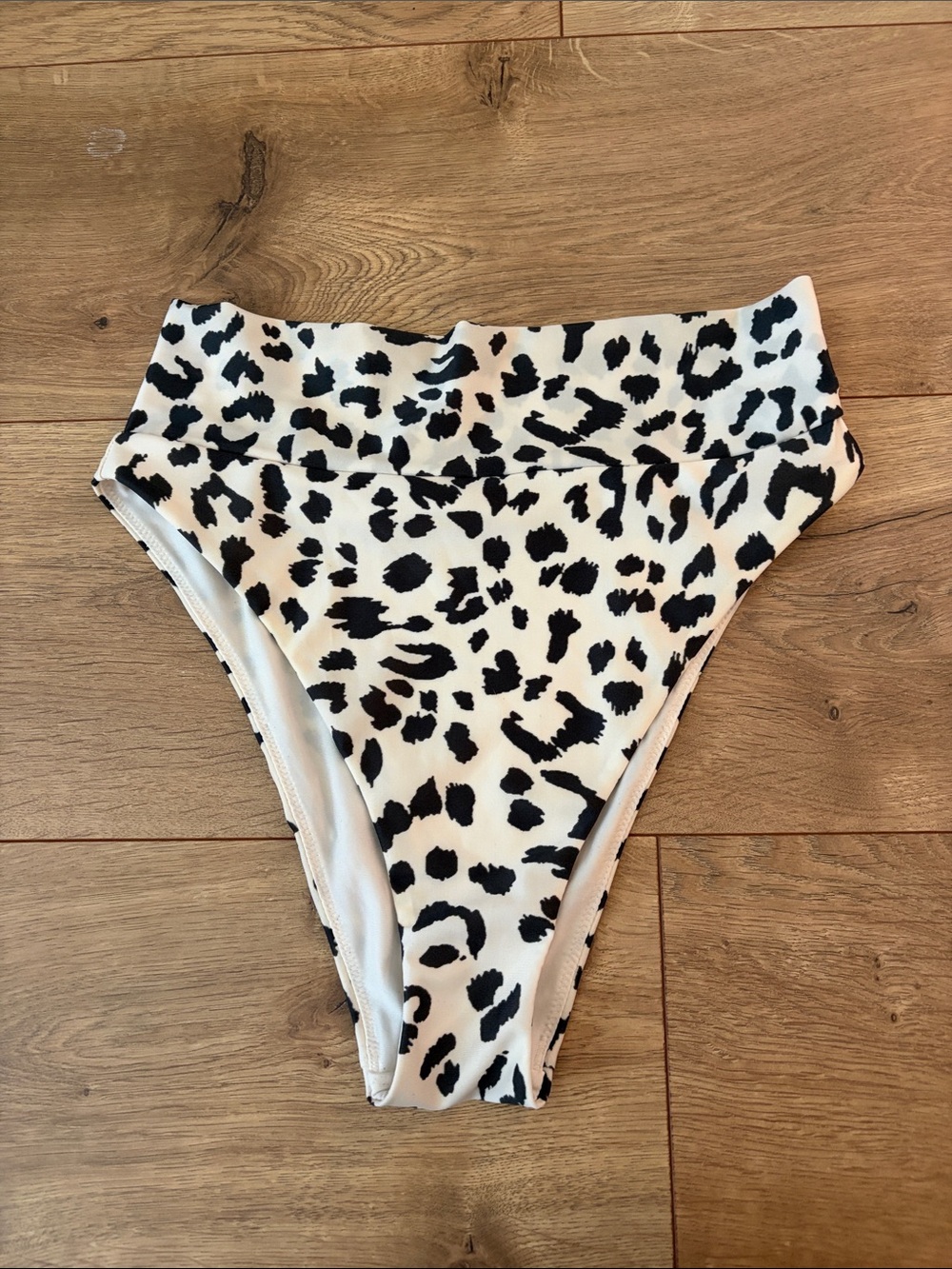 aerie White and Black Leopard High-Waist Bikini Bottoms